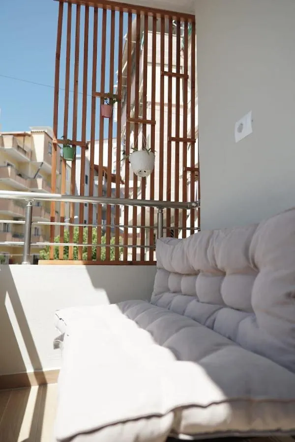 Luka'S Apartment Sarande